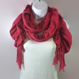 Scarf with fringe and ruffles